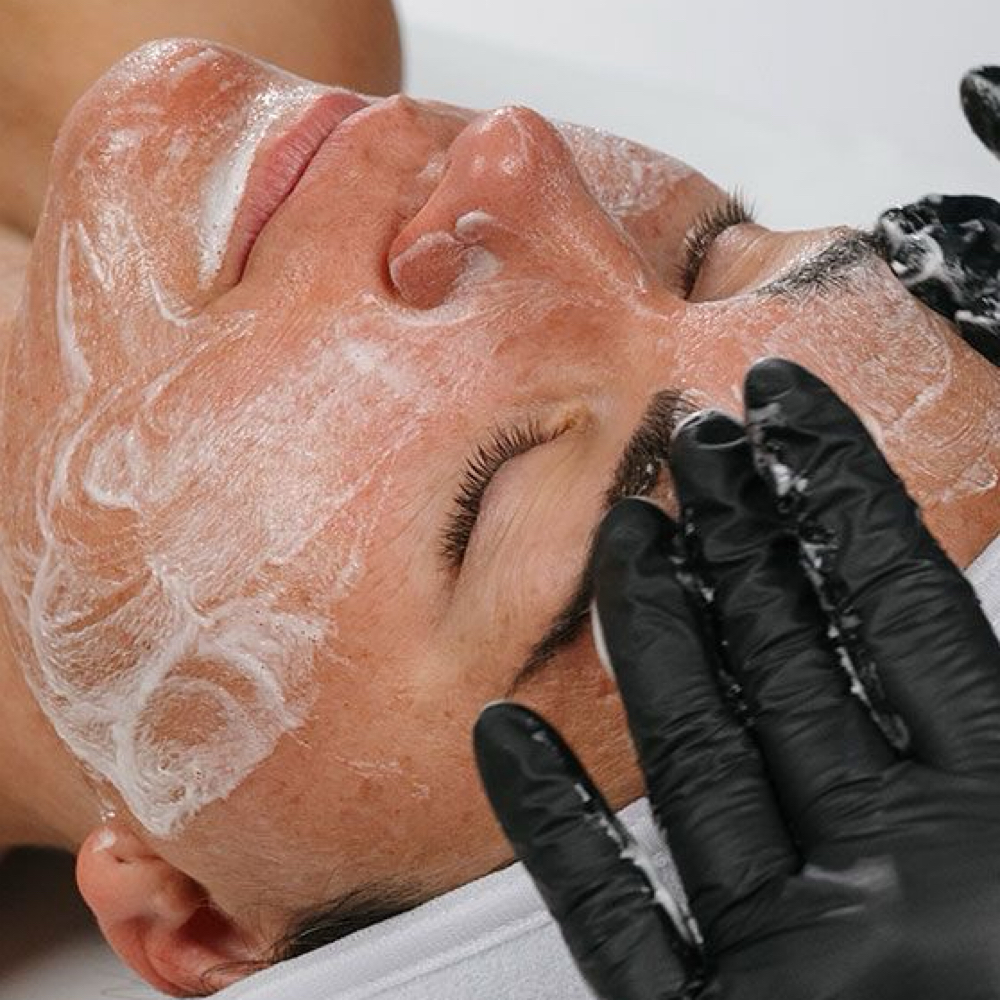 Renew Facial at BR_BEAUTY in Corpus Christi, TX