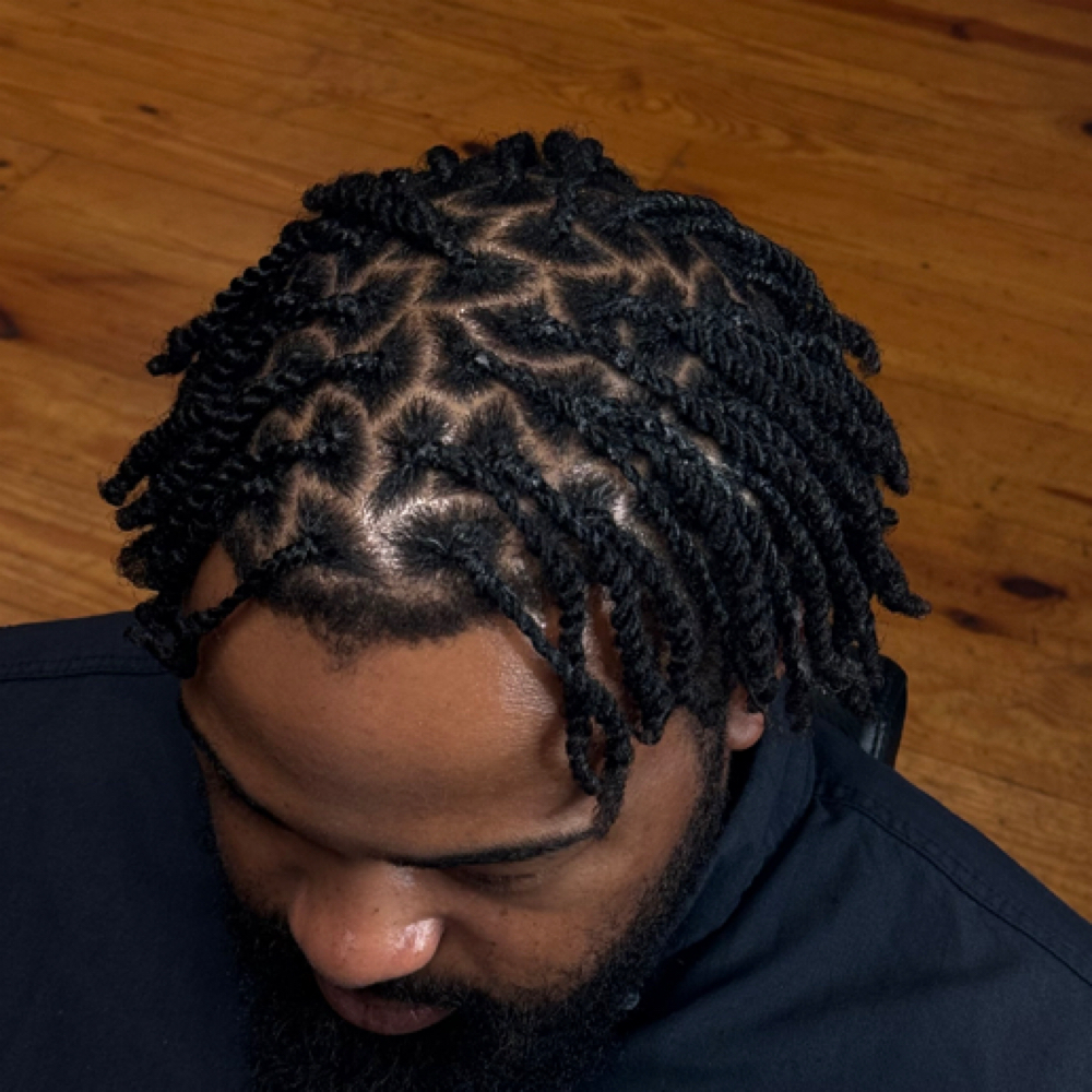 Shampoo Style at Plumbhunneez in New Bedford, MA