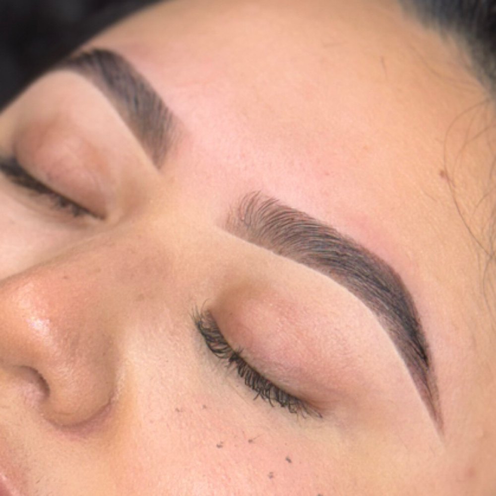 Brooklyn Brow Wax 4/6-4/11 at Genese Belle in Sugar Hill, GA