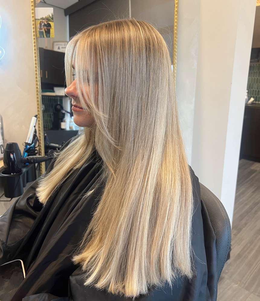 FULL BLONDE