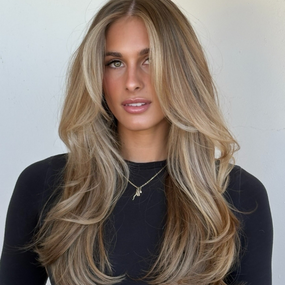 Partial Custom Color (HIGH LIFT) at juliachivhair in Scottsdale, AZ