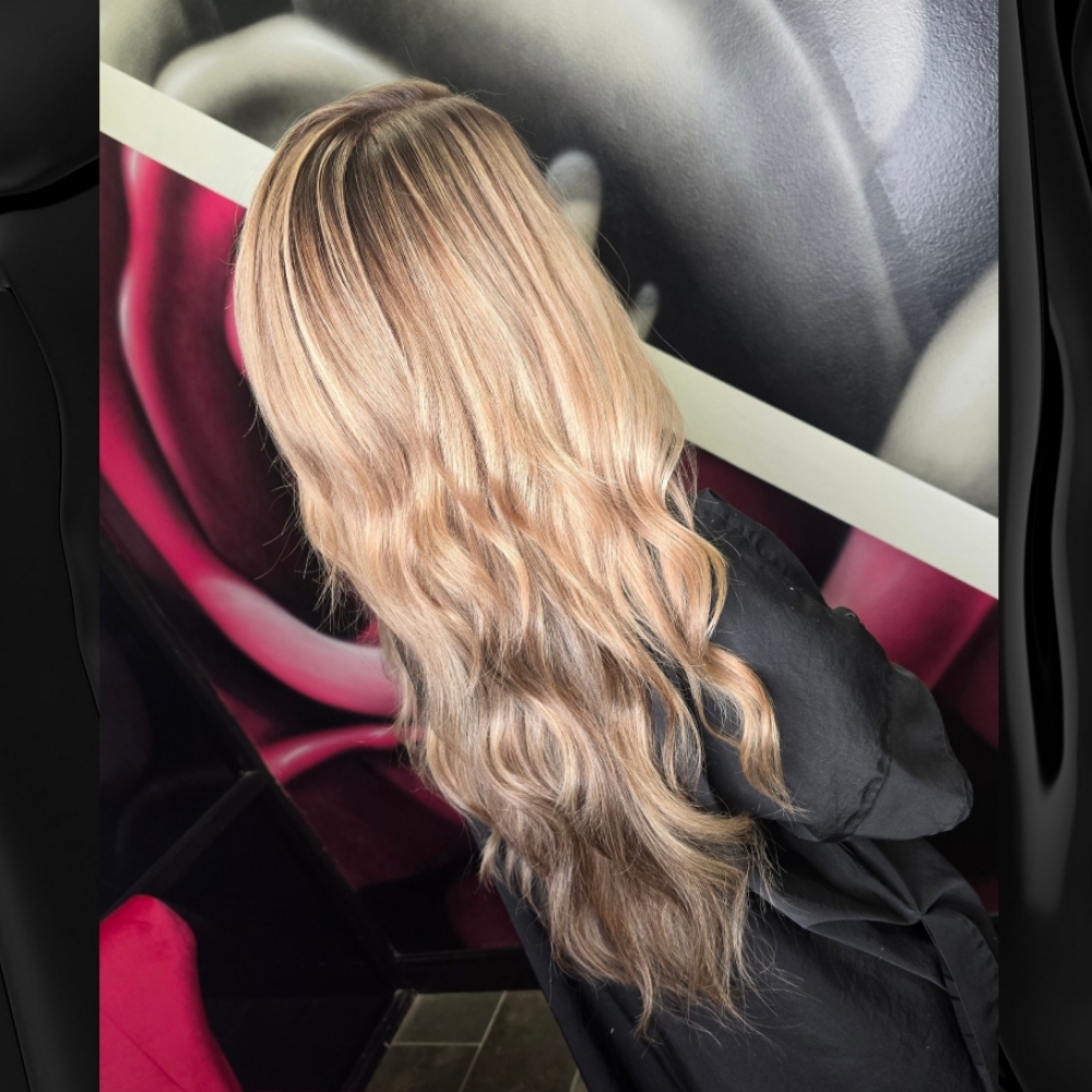 Highlight Retouch W/ Haircut at Get Cut & Dye Hair Salon & Spa in Alexandria, LA