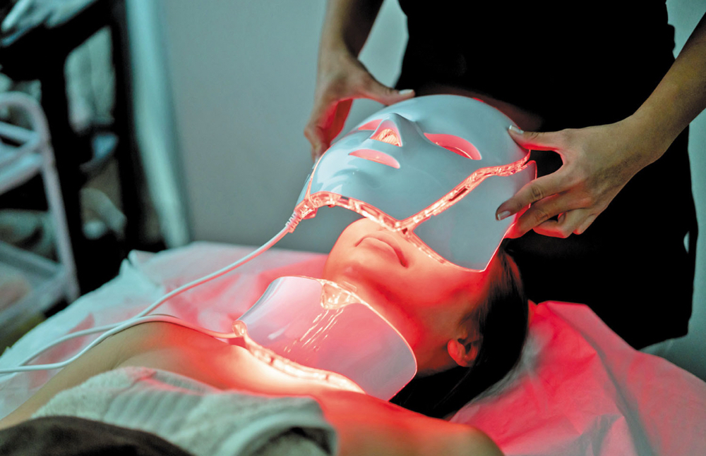 LED Light Therapy Facial