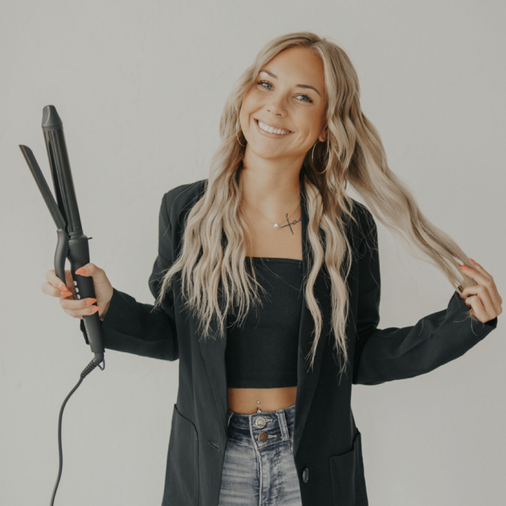 Event Style at Blonded By Lexi in Suamico, WI