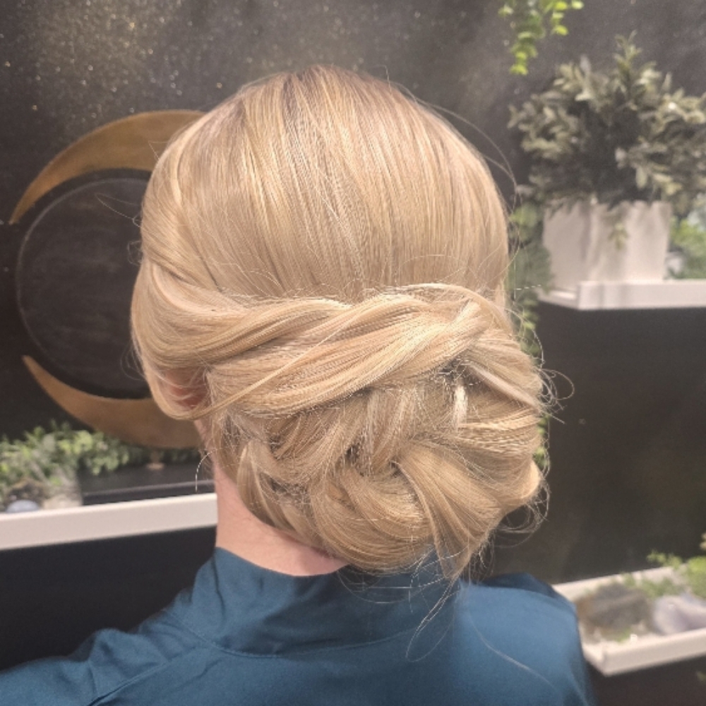 Special Event Hair at New Moon Studios in Glasgow, KY