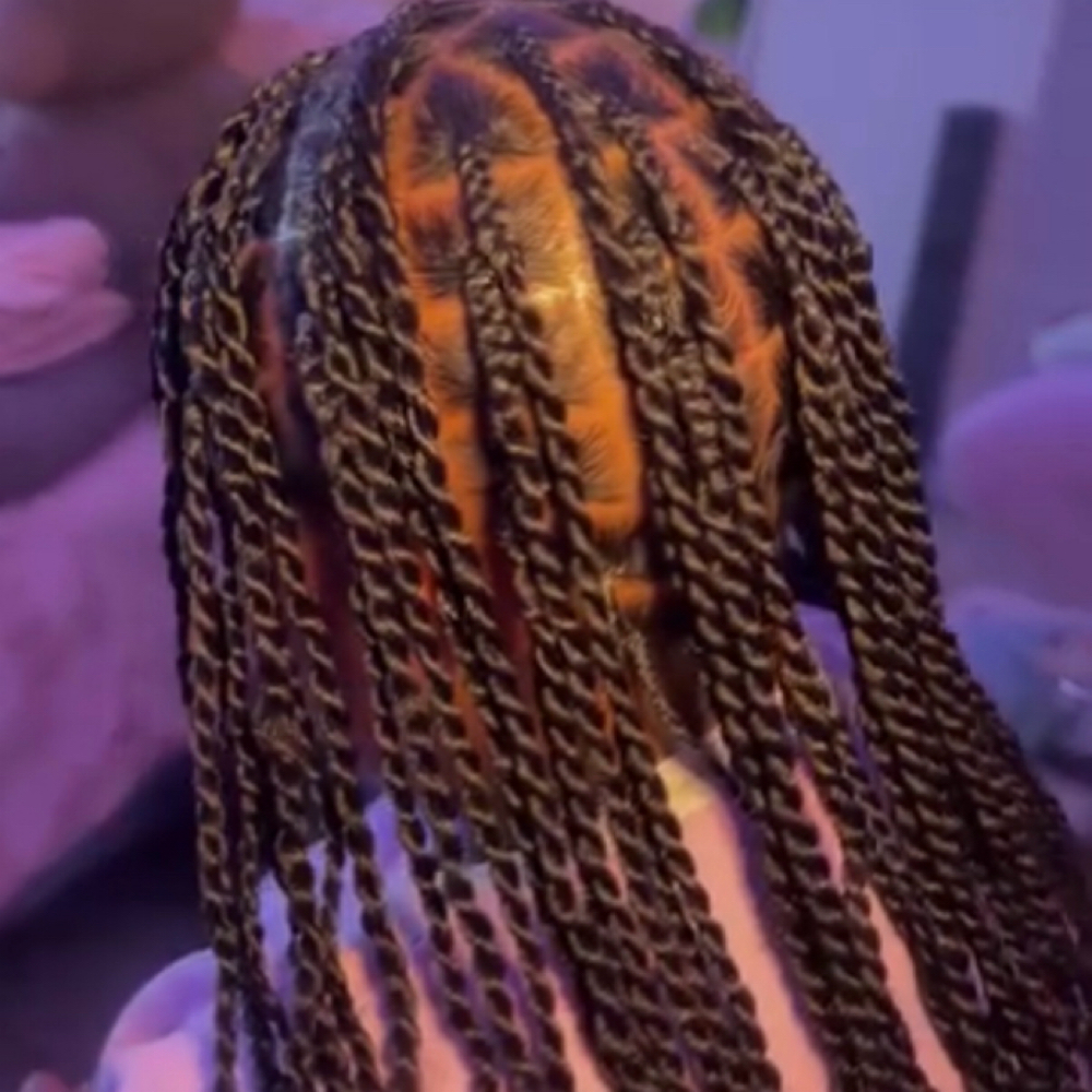Island Twists at Styledbytiatraniece in Elkton, MD