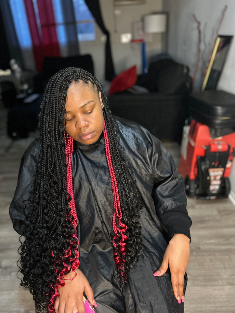 Medium Goddess Knotless Braids