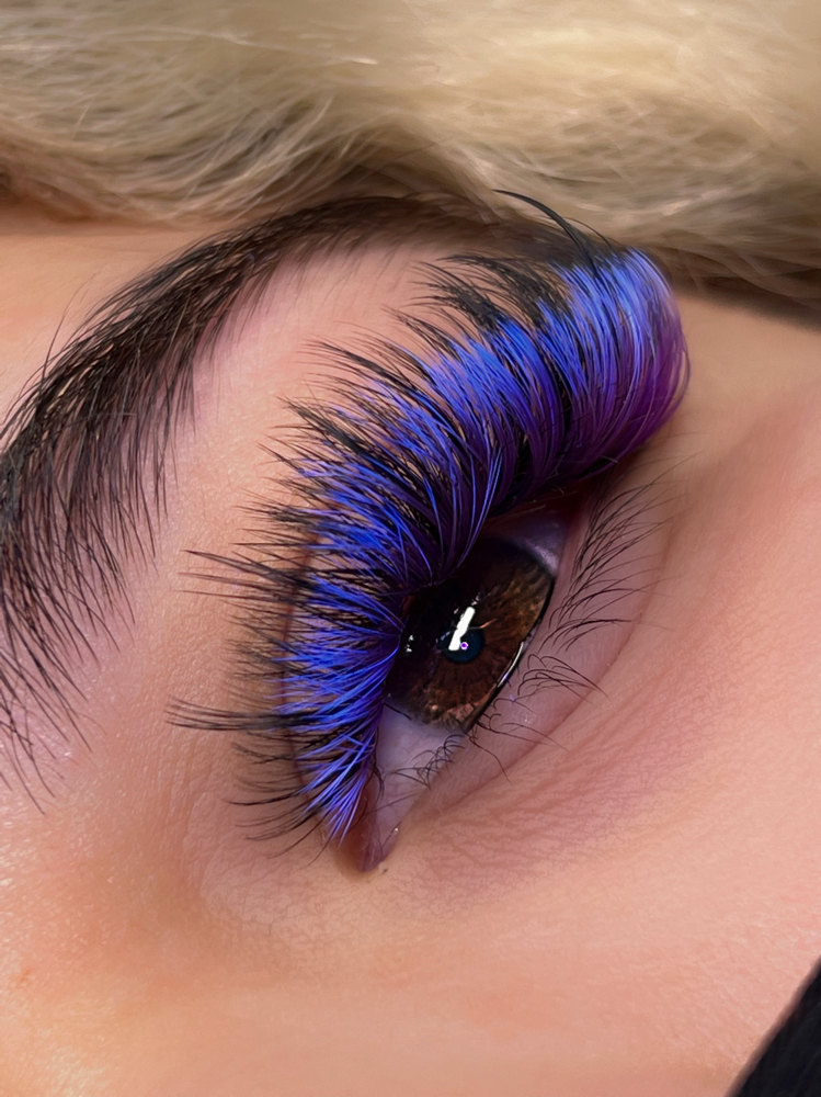 Add Colored Lashes