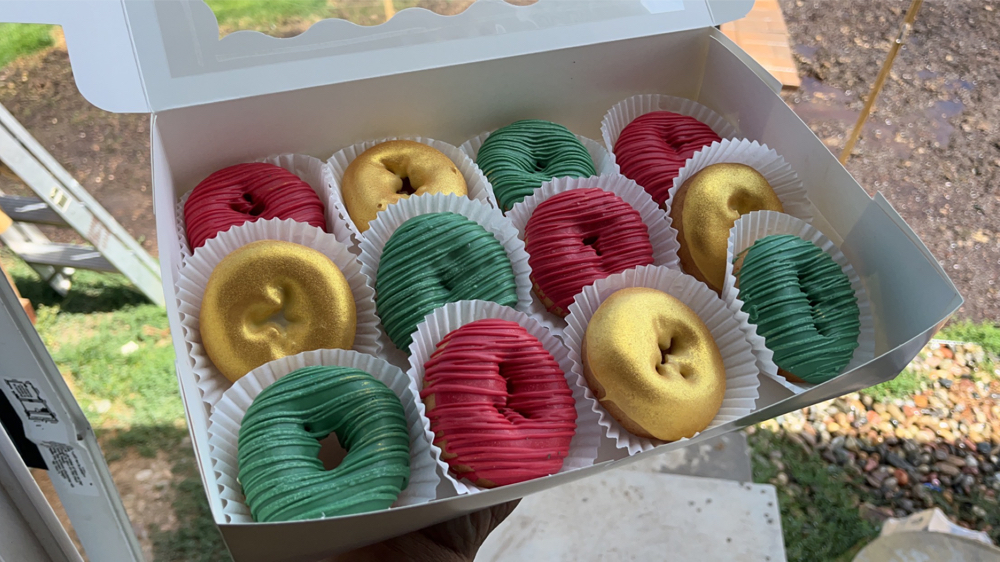 Custom Mini Donuts at Sweeter than Honey in Dacono, CO