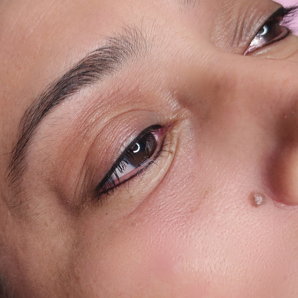 Lashline Enhancement