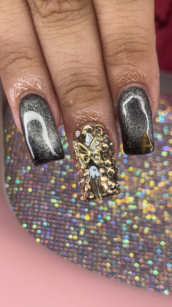 Acrylic at Shelby Bramlett in North Canton, OH