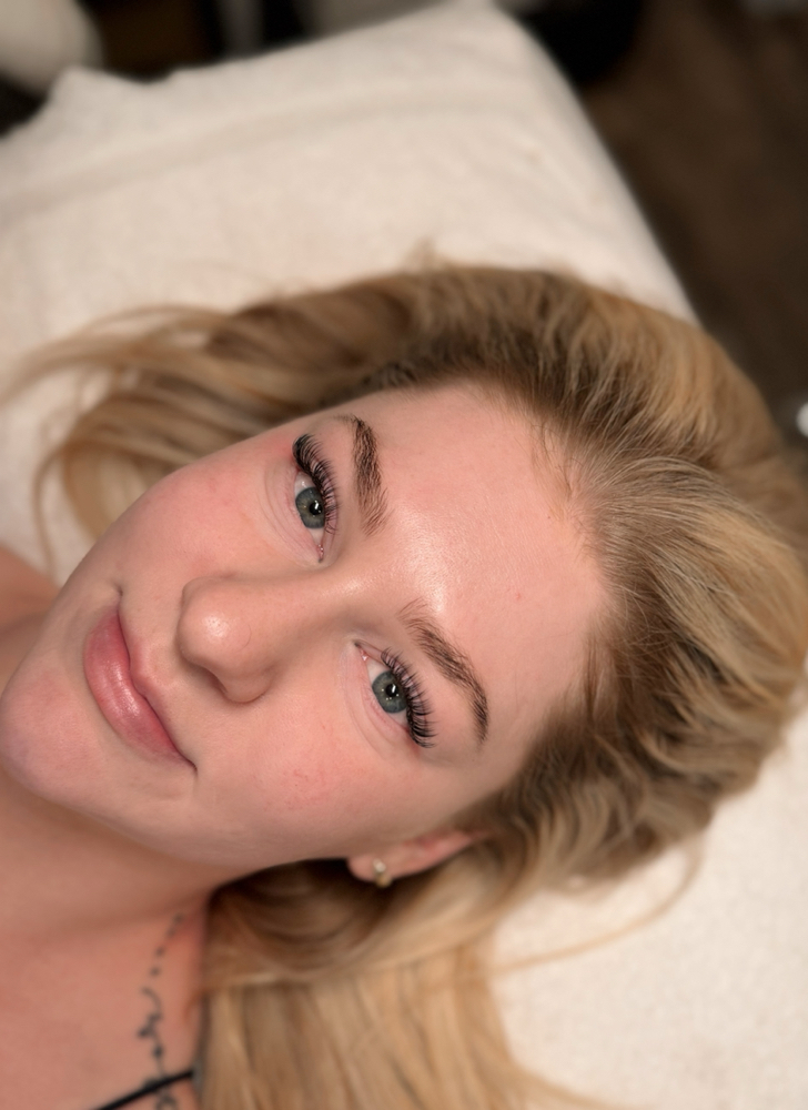 Angel Set Lashes Full Set