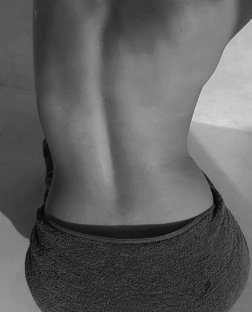 Woman's Back Wax