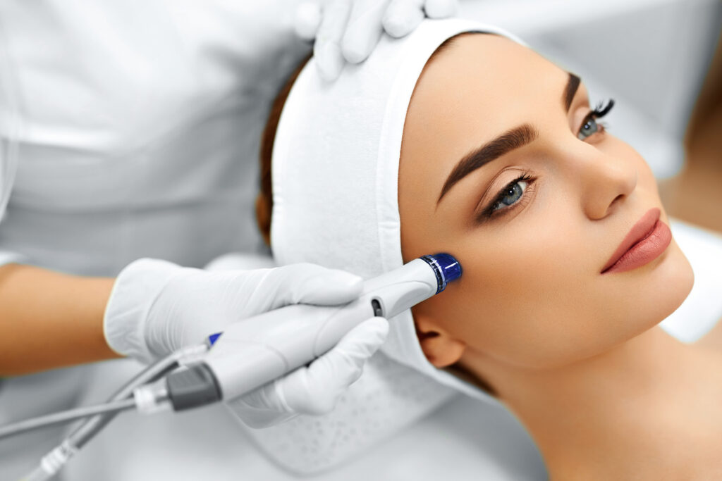 Hydra Derma Facial