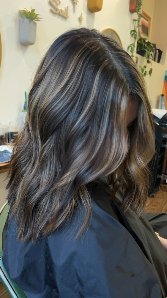 Partial Dimensional Brunette