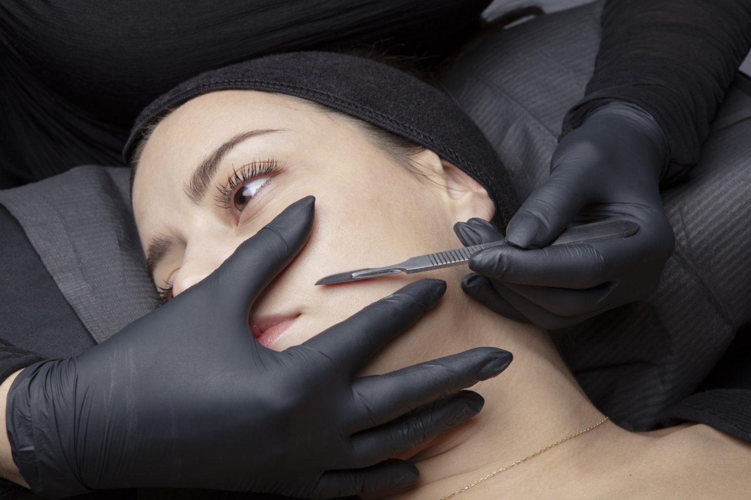 Dermaplaning Express (half hr)