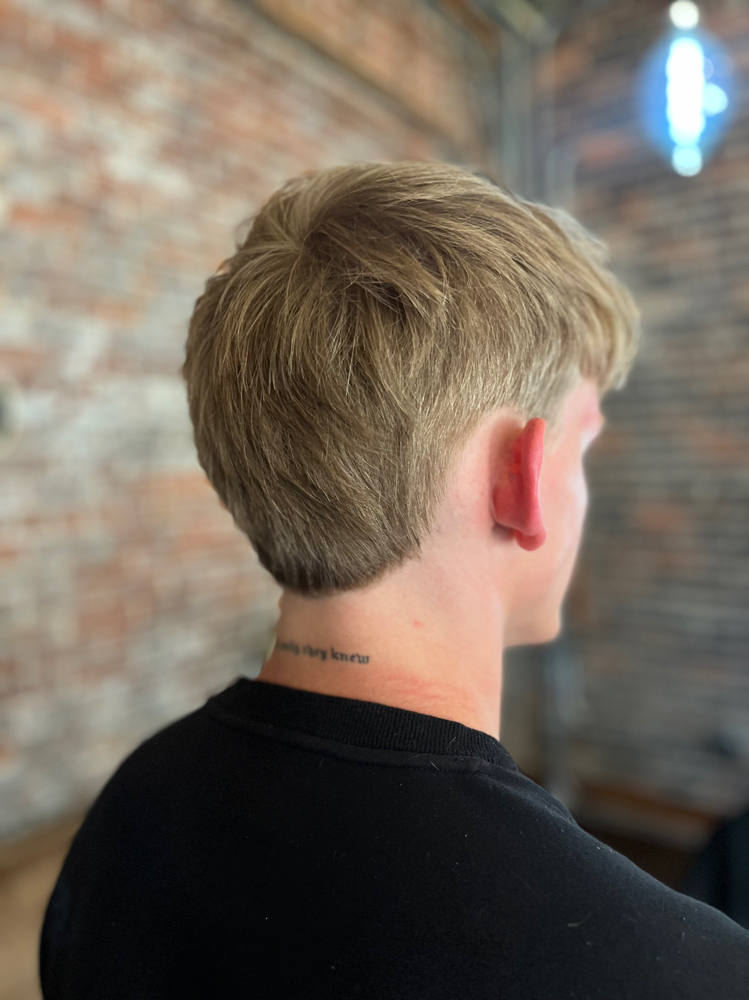 Percision Neck Shave (back of neck)