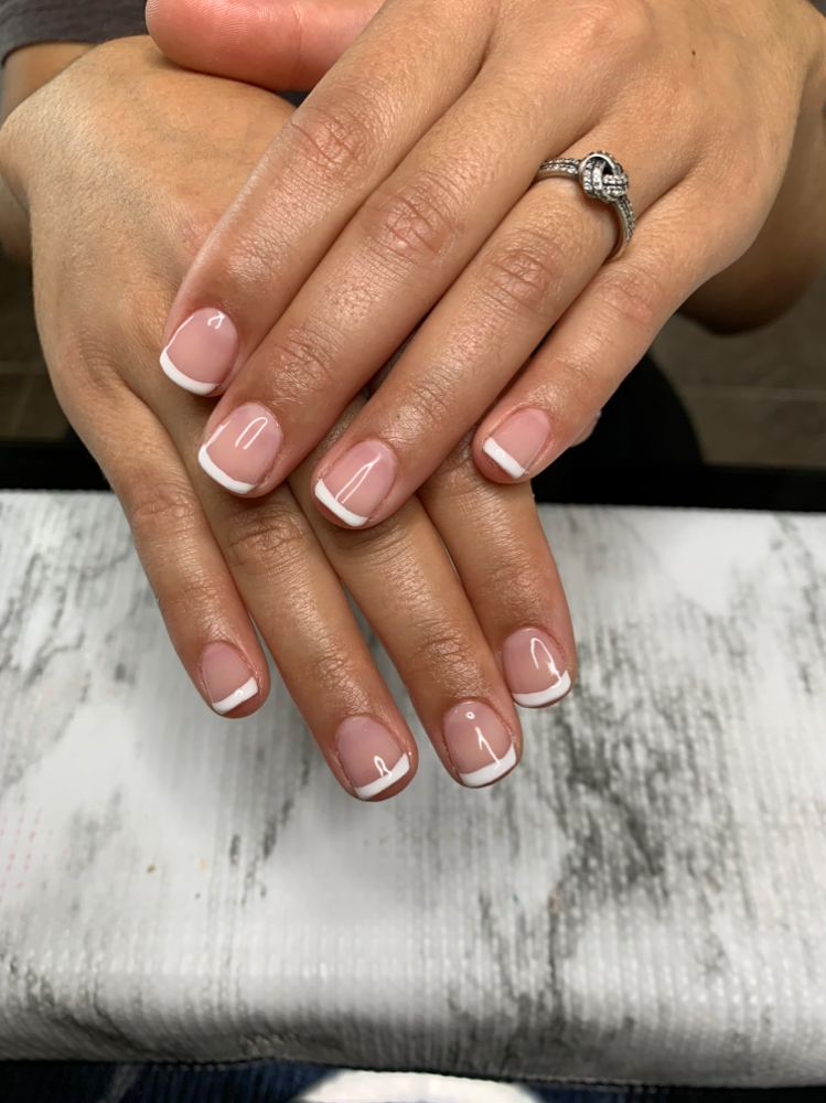 French Tip (Classic)