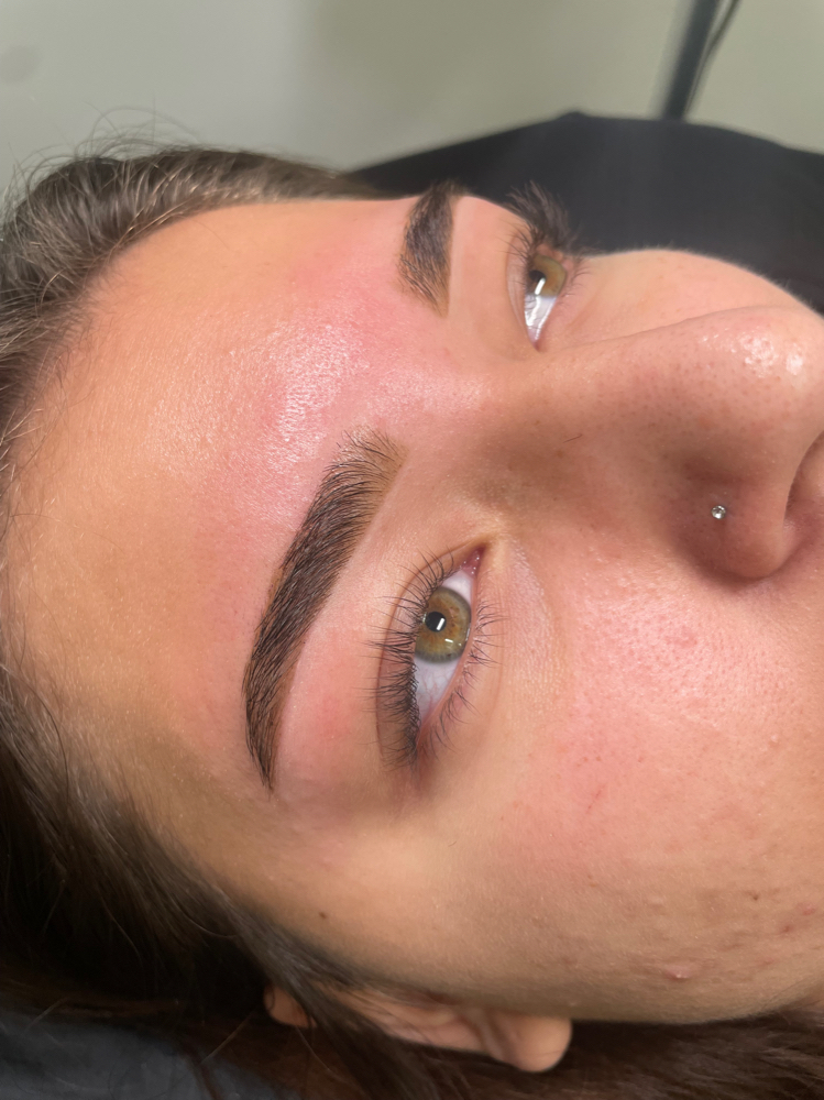 Deluxe Eyebrow Service