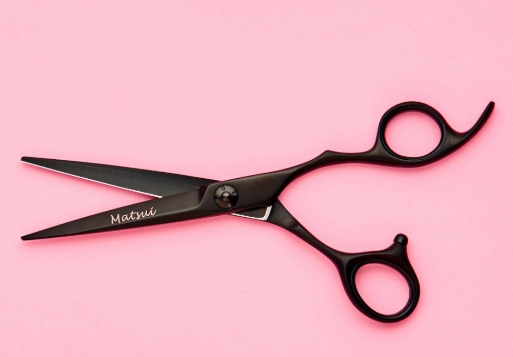Women's haircut