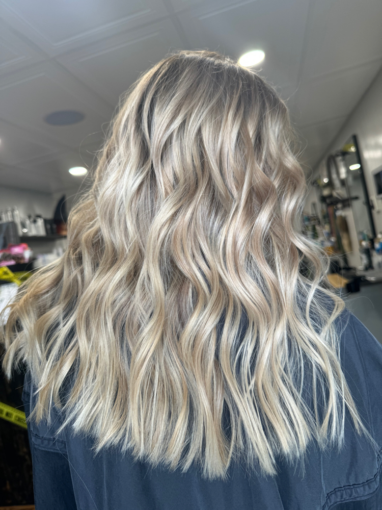 Wash & Style Out