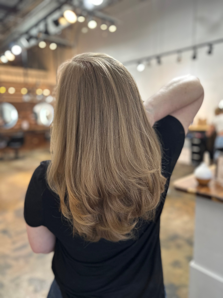 Blowout & Style at Guahan Colorist in Charleston, SC