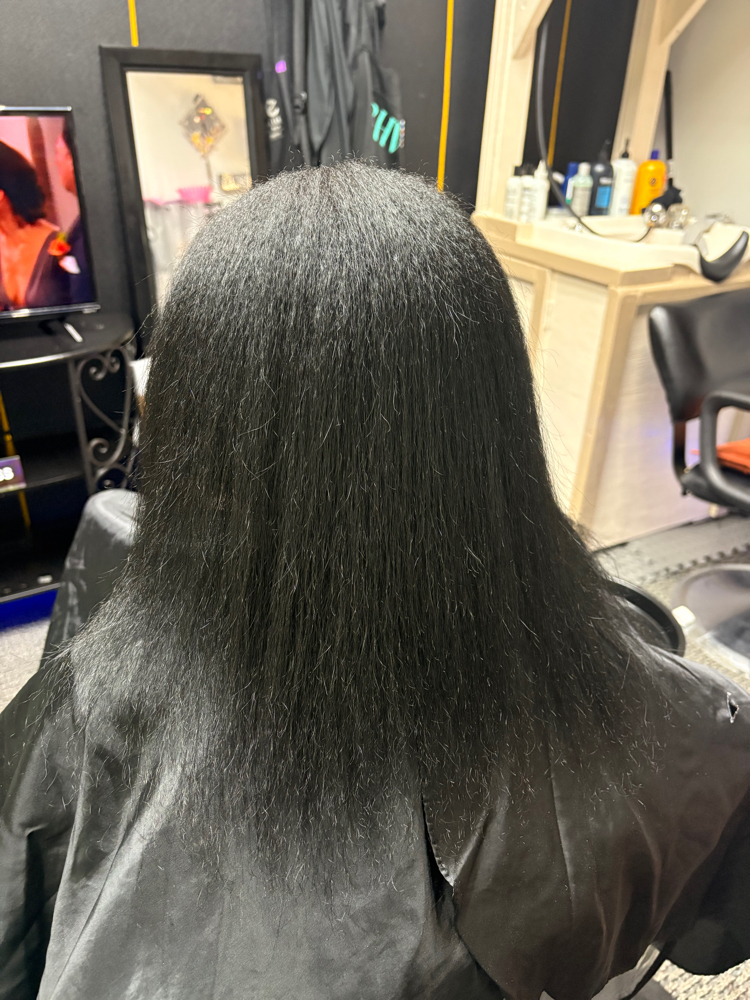 Wash And Blowout at Goddesss Hair Vault in Houston, TX
