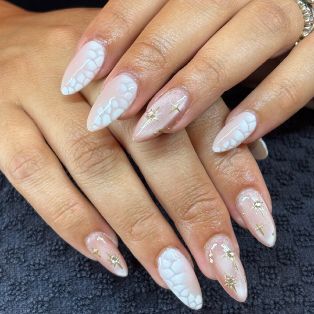 Tier 2 Art at Wanderluxe Nail Bar in San Ramon, CA