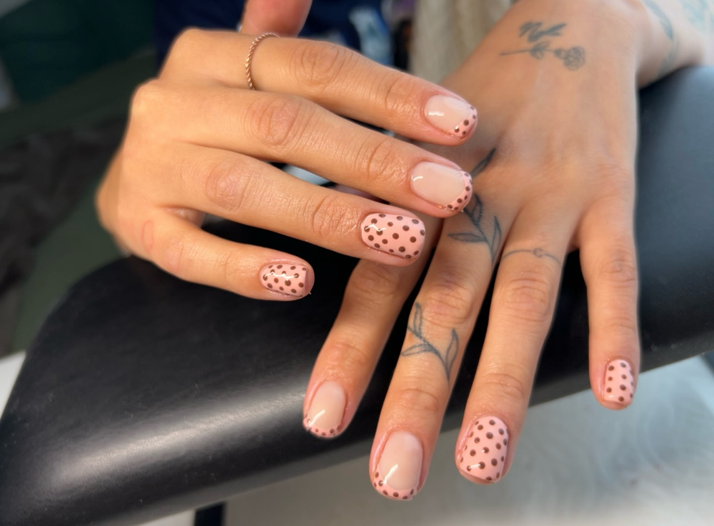 Minimal Design at Nails by Illi in Fernley, NV