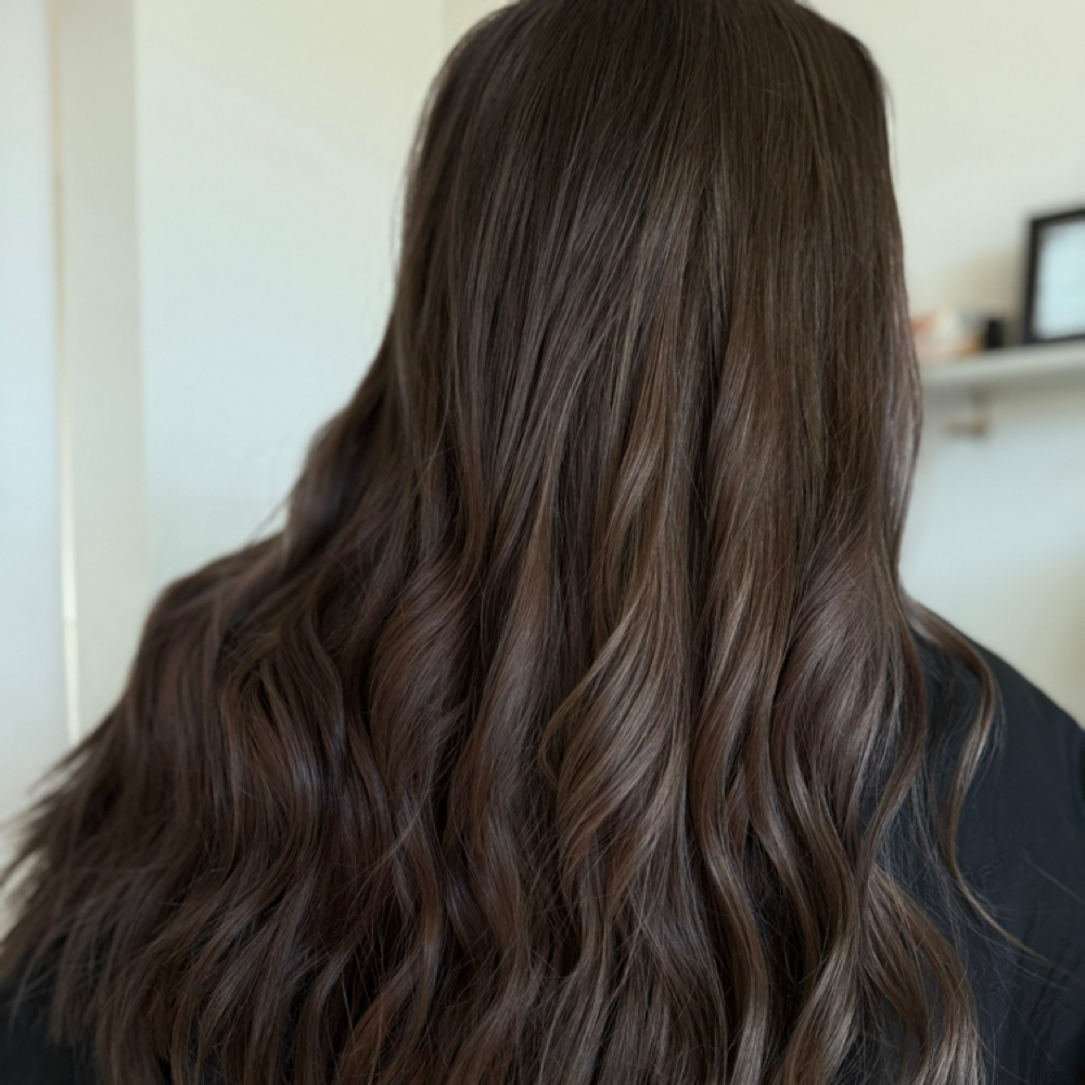 Women's Shampoo Style & Cut at Silk & Hair Co in Apple Valley, MN