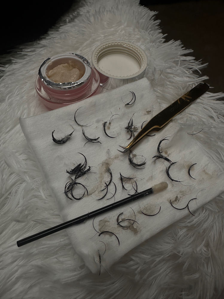 Lash Removal