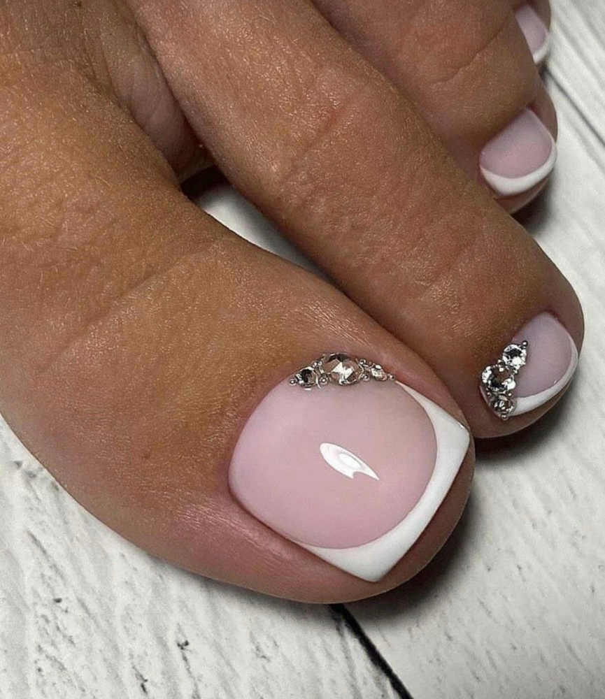 Custom Nail Art On Toes