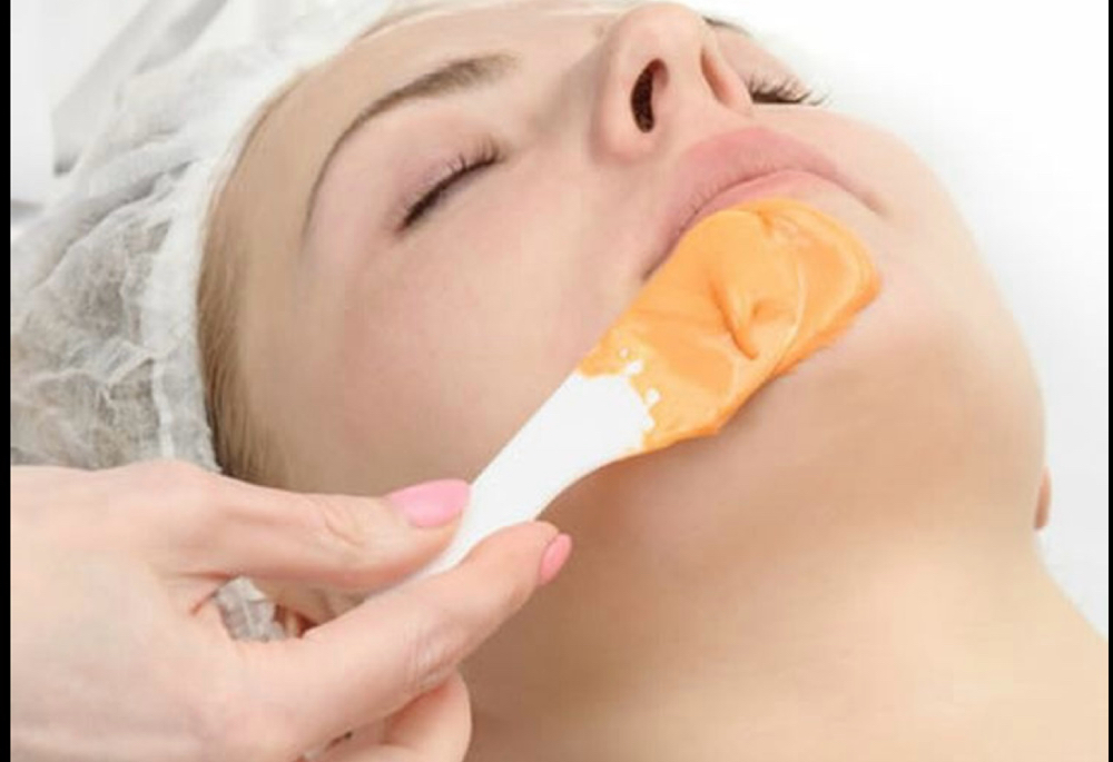 Chin Wax at Double Up Boutique in Warwick, RI