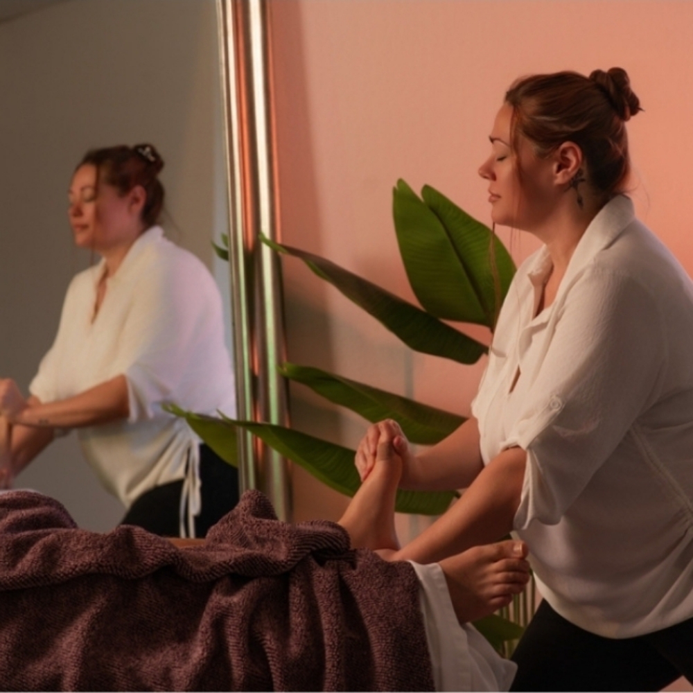 30 Min Foot Reflexology at Holly's Healing Touch Massage therapist in Martinez, CA