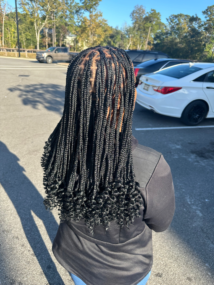 Medium Knotless Braidz