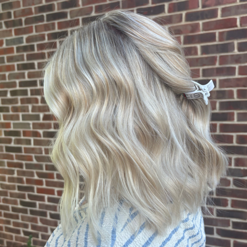 Full Foil and Trim at Inspirational Design Boutique & Salon LLC in Fishersville, VA