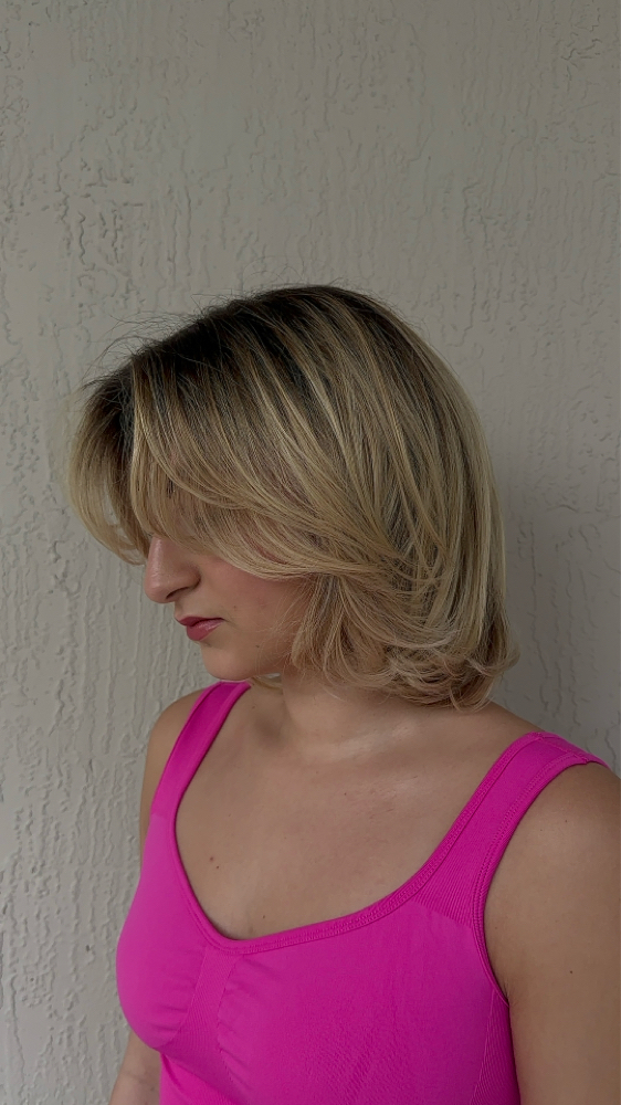 Blowdry at ManesbyMariana in Miam, FL