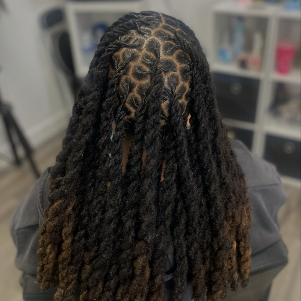Loc Maintenance (Passed Shoulders) at The Luxe Braid Co. in Capitol Heights, MD