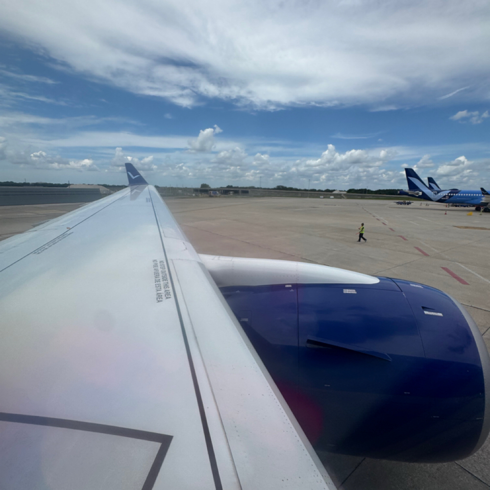 Traveling Passport Service ✈️ at lexingtonbeauty in Saint Petersburg, FL