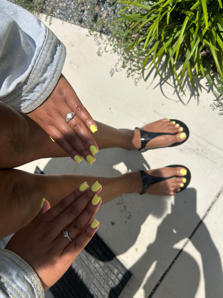 One Color Shortie Nail+Toe Combo at Solae Nail Bar in Orlando, FL