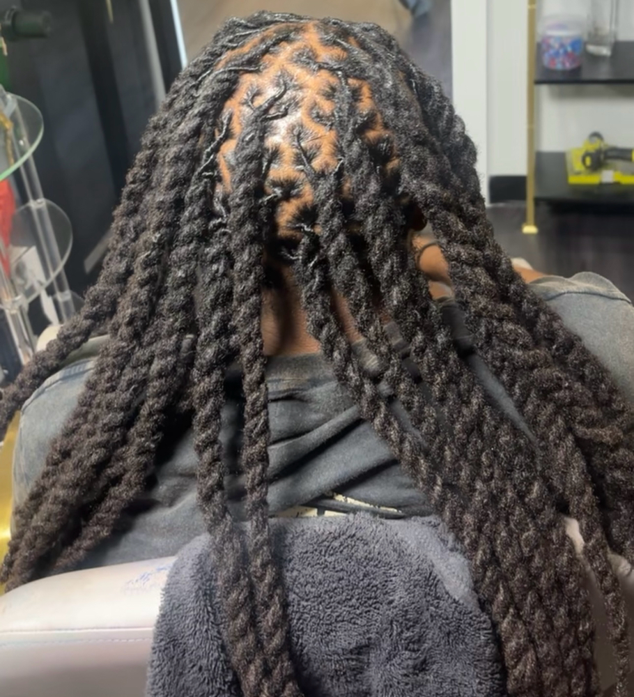 Loc retwist at Kreative KanvasLLC in Brandywine, MD