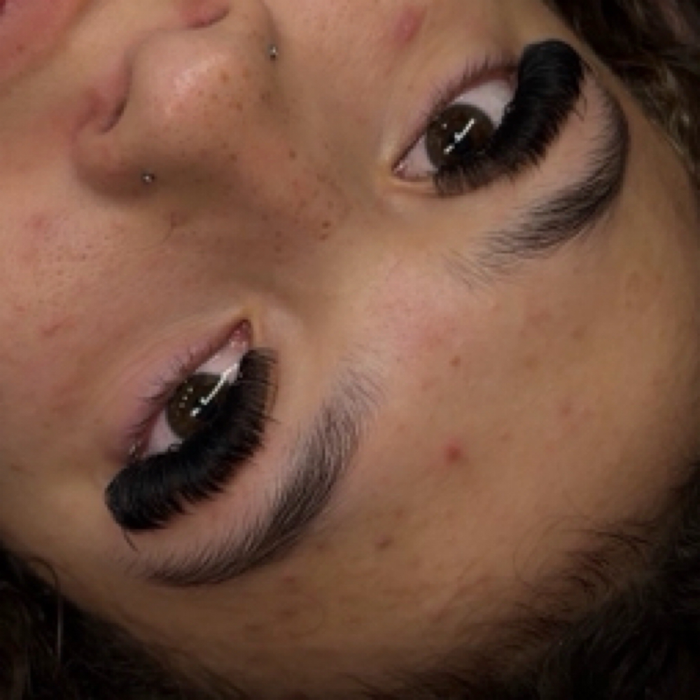 model set at Lashed Out Beaut in guymon, OK