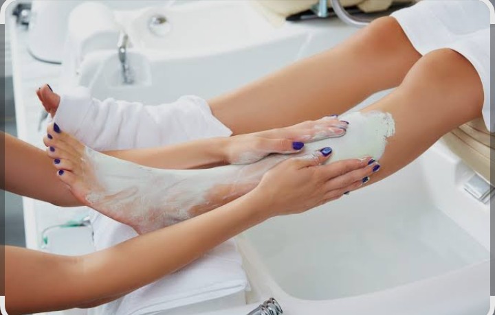 Pedicure SPA with Gel application