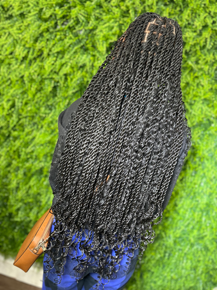 Medium Island Twist Waist Length