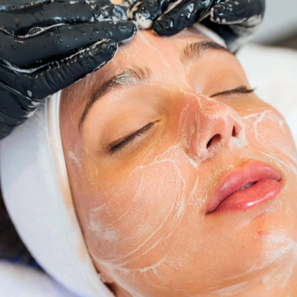 Glow & Go Facial at LUVAÉ BEAUTY in Interlachen, FL