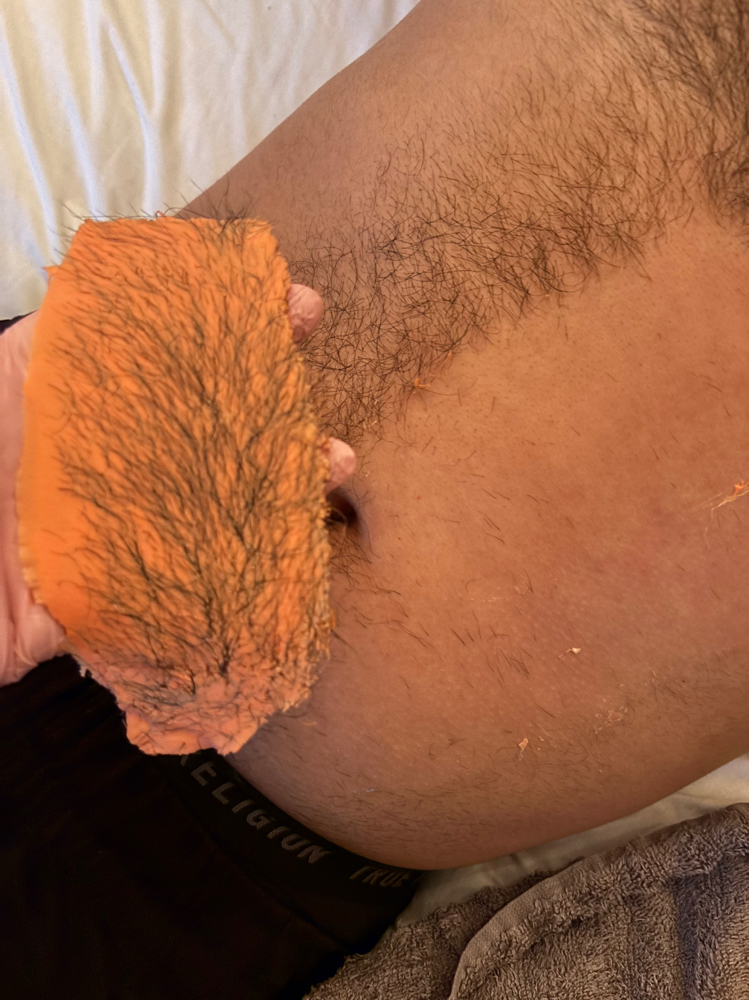 Chest Wax / Depilación De Pecho