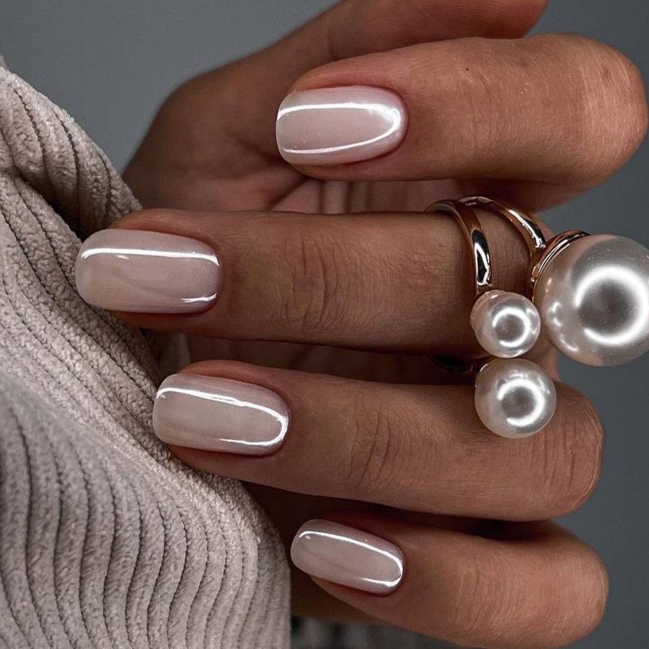 Chrome / Pearl Powder at Nails Today Studio in Naperville, IL