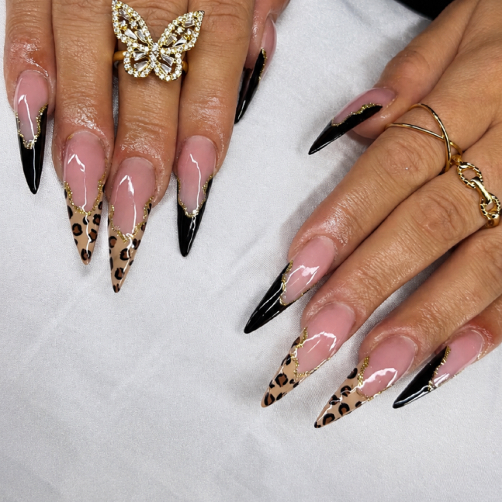 Long Set (sz 7-8) at Jovanna Isabel in El Paso, TX