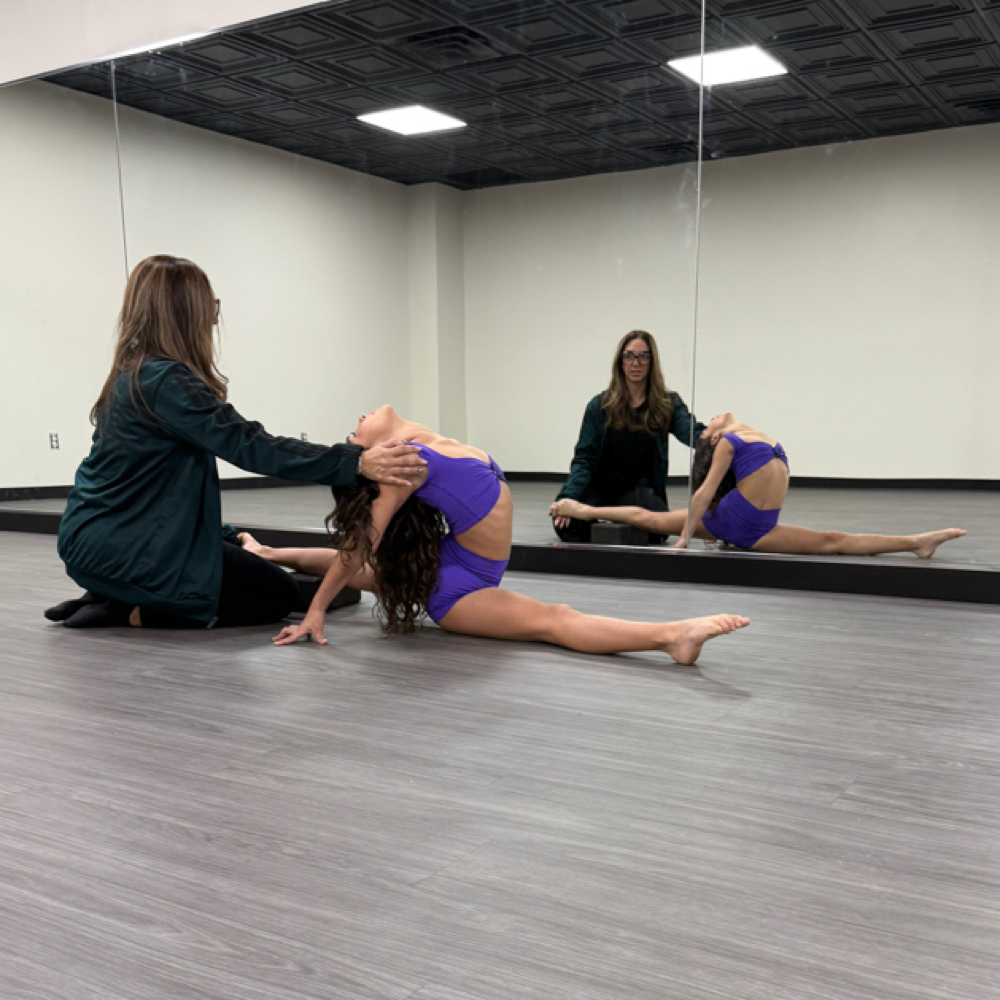 Quick Stretch Sess at The Dance Tutor 2 in Staten Island, NY