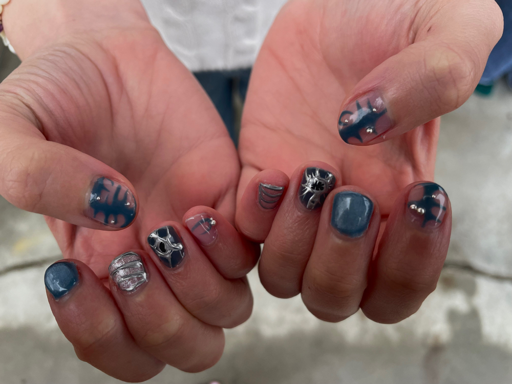♡ Manicure Services ♡